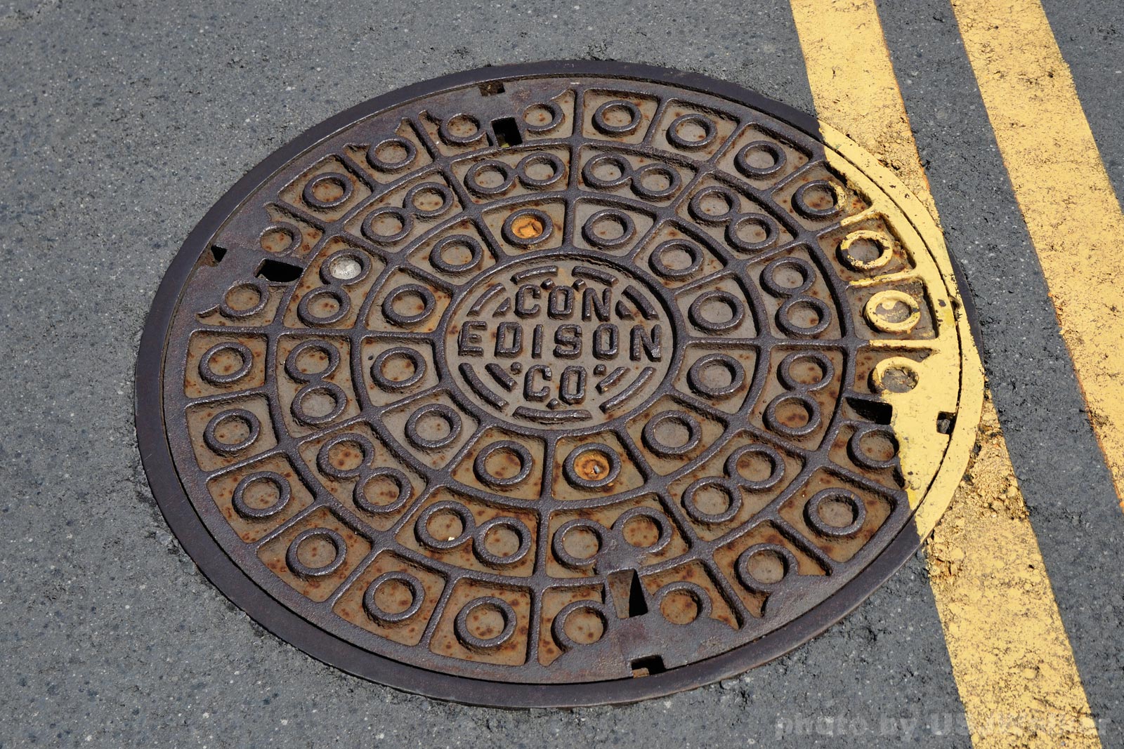 マンホール・カバー（Con Edison）